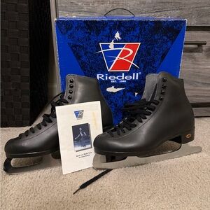Riedell Figure Skates Size 8